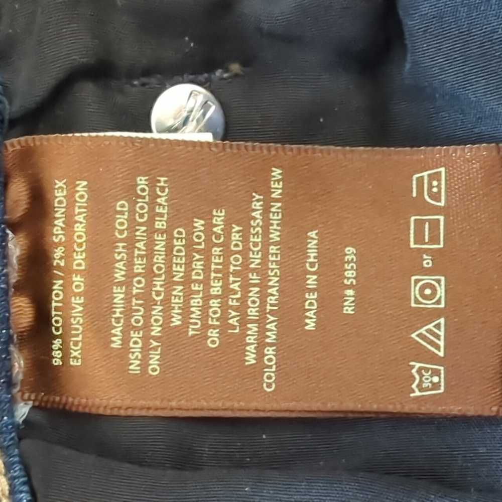 Kut From The Kloth Catherine Ankle Straight Leg Denim Jeans w/Gems Sz 6 - Picture 11 of 12